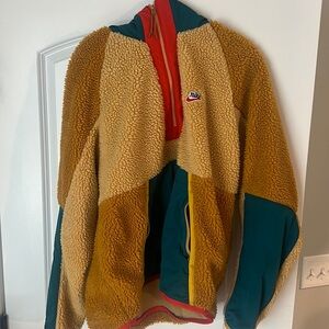 Nike fuzzy Qzip - medium